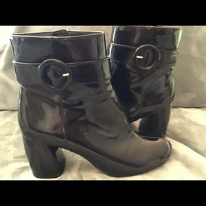 NINE WEST KYRA BLACK PATENT LEATHER ANKLE BOOTS